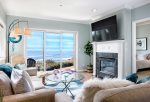 Sunset Serenity, Gorgeous Oceanfront Views from Living Room